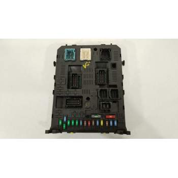CAJA RELES / FUSIBLES 1613317180 