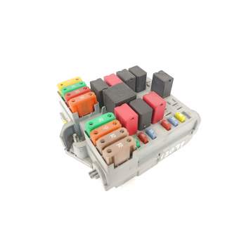 CAJA RELES / FUSIBLES 51799614 