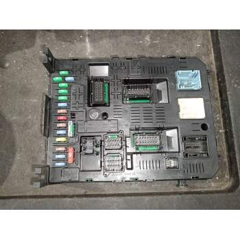 CAJA RELES / FUSIBLES 9666895680 BSI04EVK04 