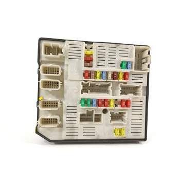 CAJA RELES / FUSIBLES 284B60168R 