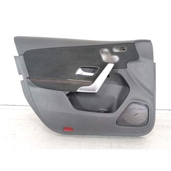 GUARNECIDO PUERTA DELANTERA IZQUIERDA A1777203900 