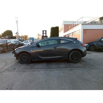 OPEL ASTRA J GTC de desguace