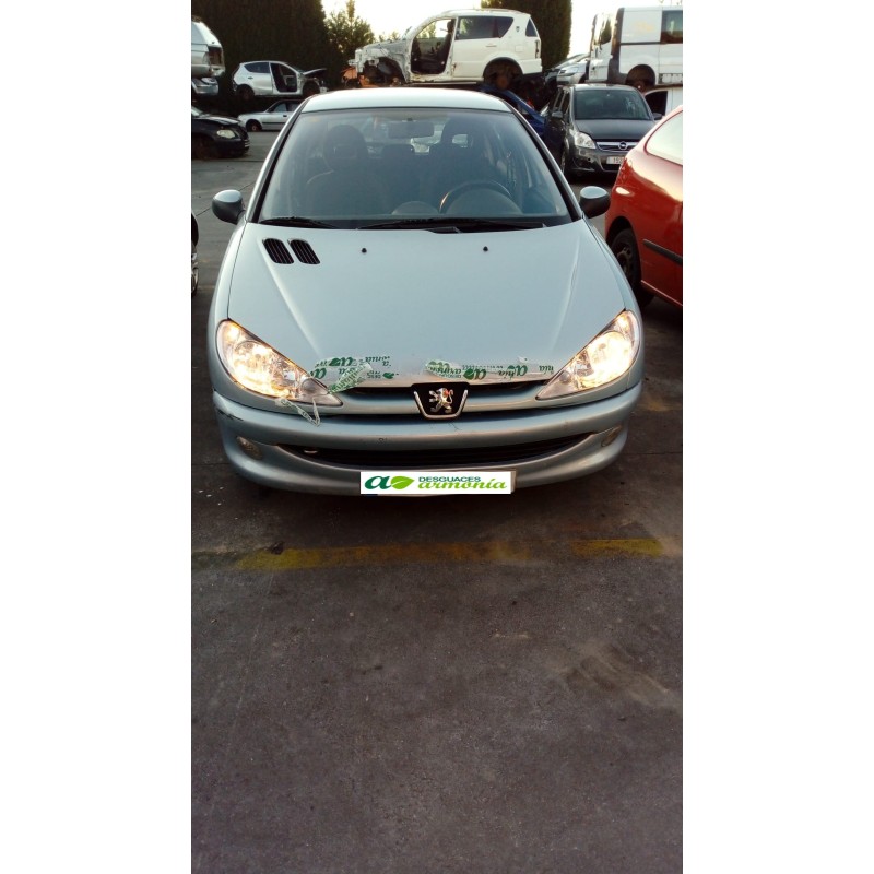 peugeot 206 berlina del año 2005