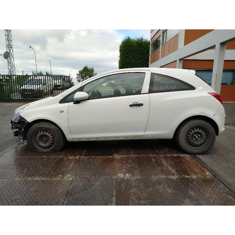 opel corsa d del año 2013