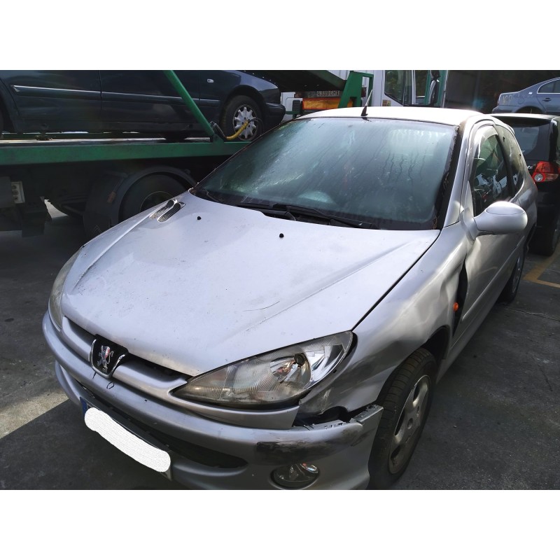 peugeot 206 berlina del año 1999