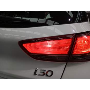 PILOTO TRASERO DERECHO EN PORTON 92404G4000 