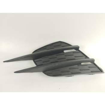 REJILLA PARAGOLPES DELANTERO A1778858300 15361264 