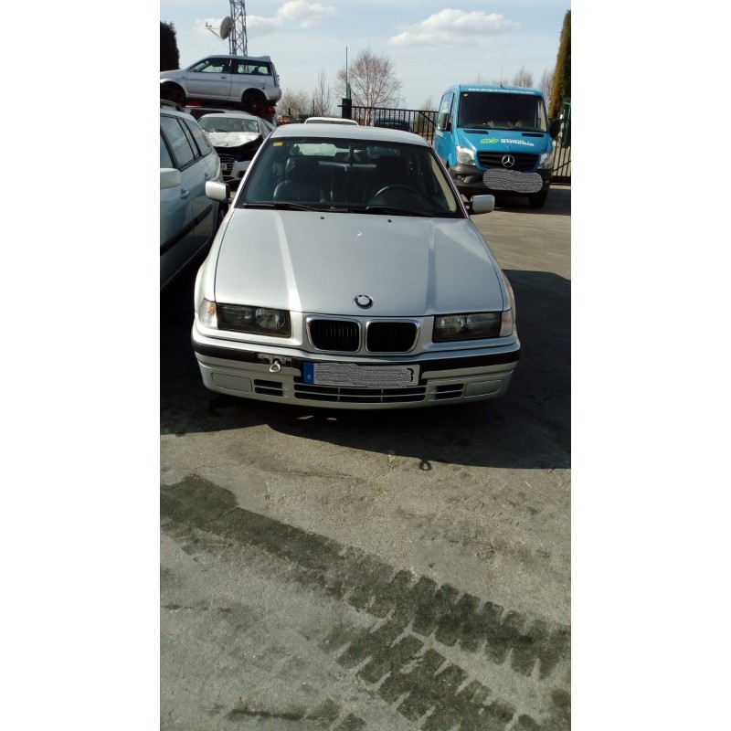 bmw serie 3 compacto (e36) del año 2003