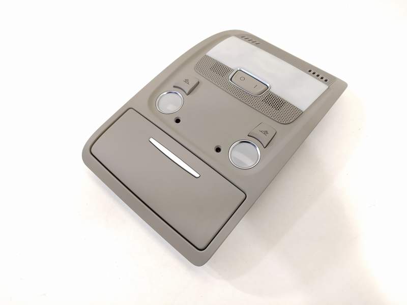 LUZ INTERIOR 8T0947135B 8K0951177 