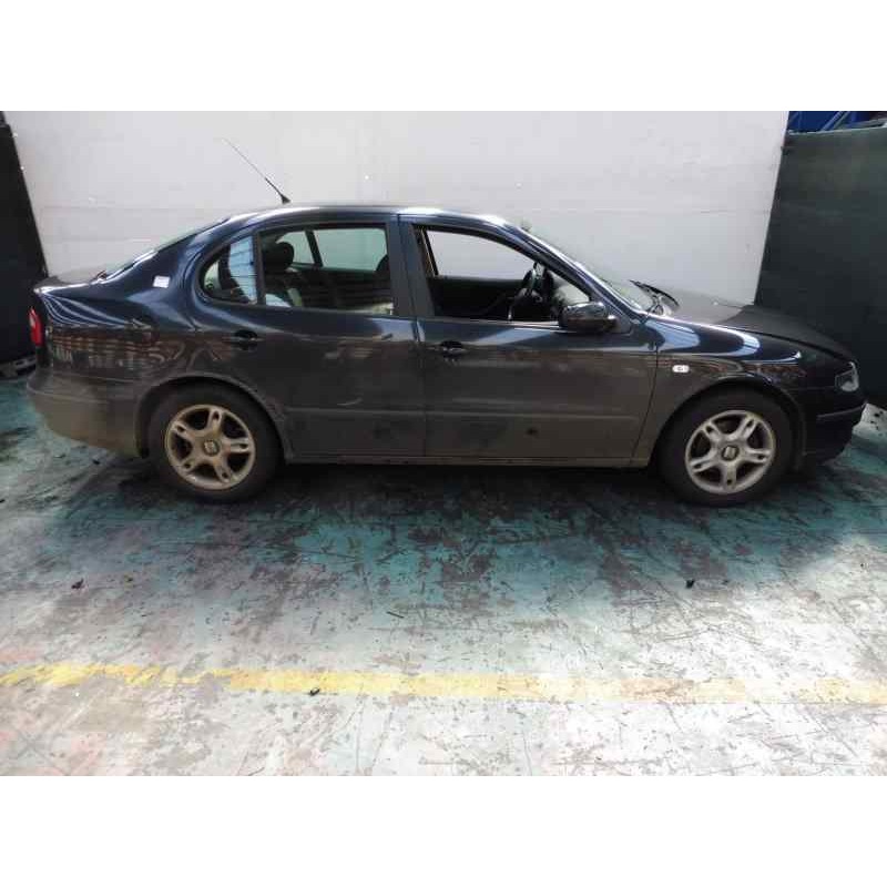 seat toledo (1m2) del año 2002