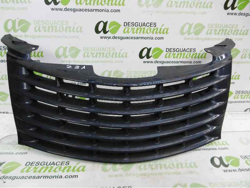 REJILLA DELANTERA 05080979AA 