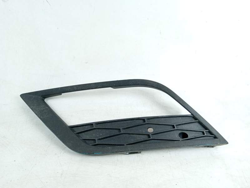 REJILLA PARAGOLPES IZQUIERDA 5F0853666A 
