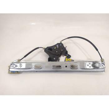 ELEVALUNAS DELANTERO IZQUIERDO 102C08168 A651115110 