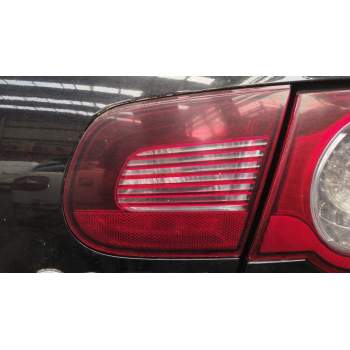 PILOTO TRASERO DERECHO EN PORTON 1Q0945094B 009247060066