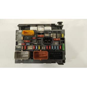 CAJA RELES / FUSIBLES 9664705980 BSMR0200 