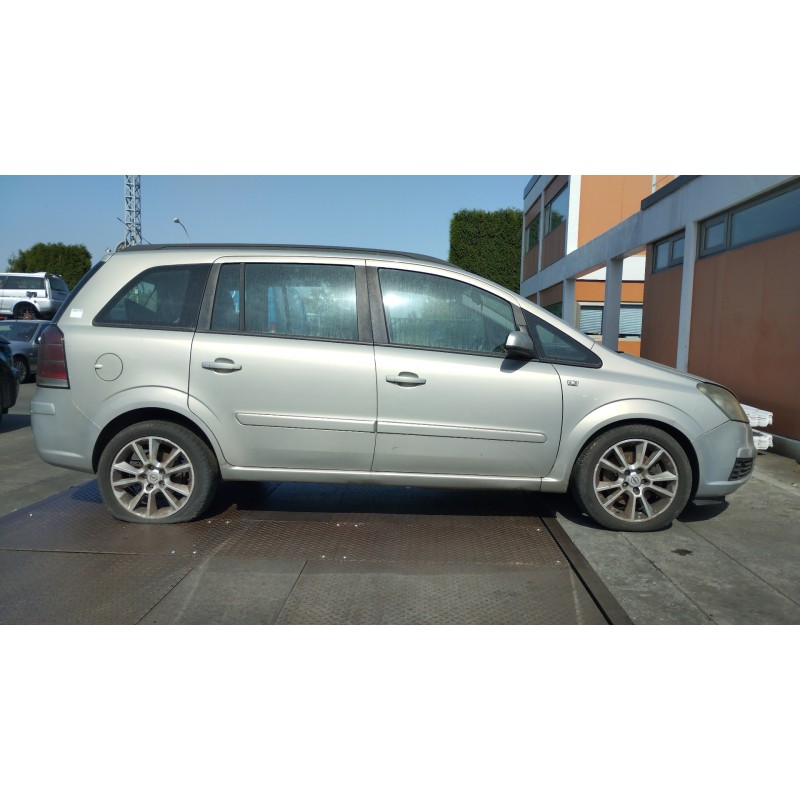 opel zafira b del año 2006