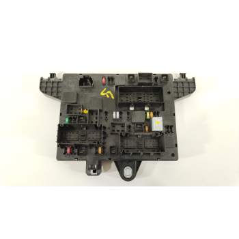 CAJA RELES / FUSIBLES 13368651 1110138AA 365927271