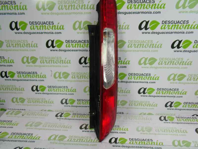 PILOTO TRASERO DERECHO 4M5113404A 