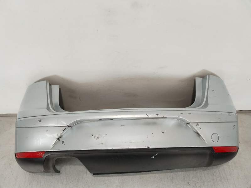 PARAGOLPES TRASERO 5P0807421 