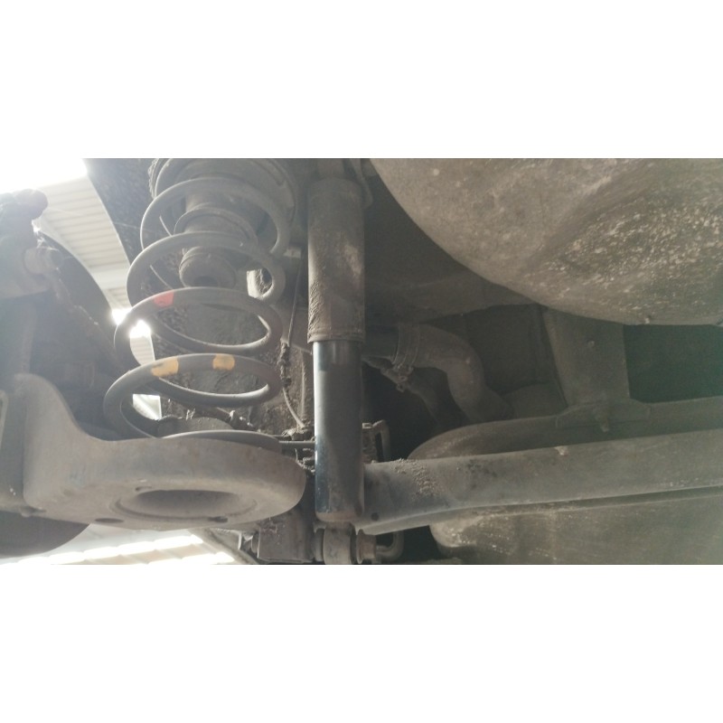 Recambio de amortiguador trasero izquierdo para hyundai i20 classic referencia OEM IAM   