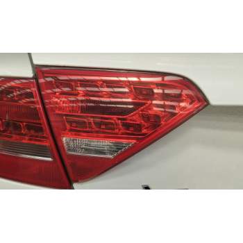 PILOTO TRASERO IZQUIERDO EN PORTON 8T0945093A 