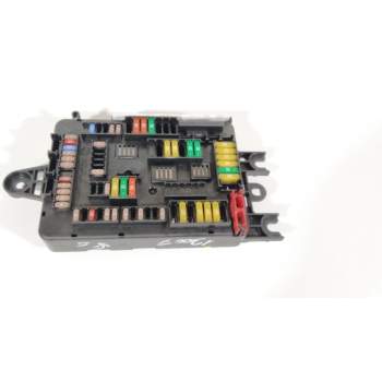 CAJA RELES / FUSIBLES 61149389070 