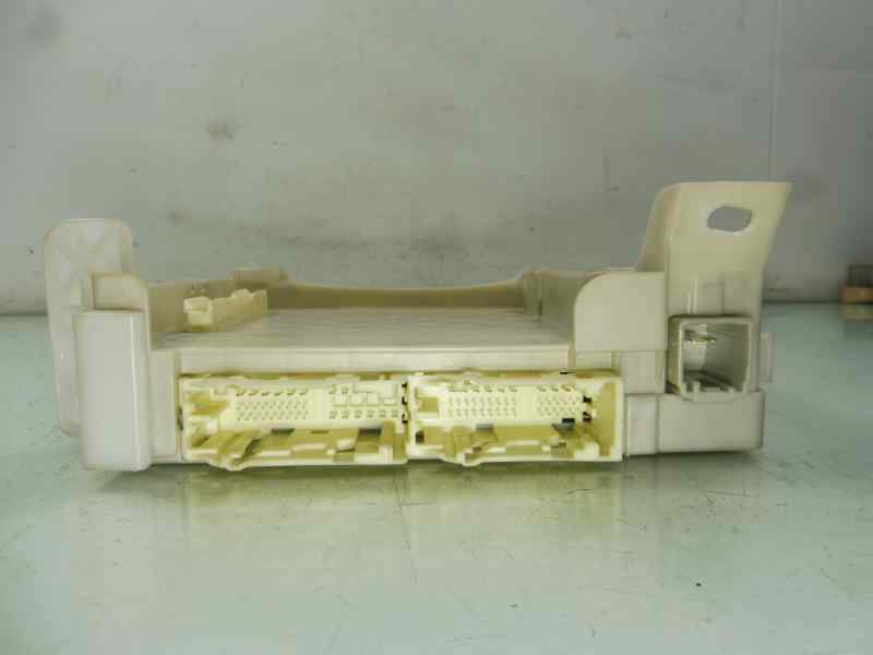 CAJA RELES / FUSIBLES 8273052L70C 