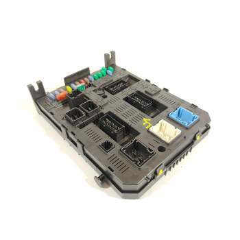 CAJA RELES / FUSIBLES 9678477280 BSI04EVK05 230462502