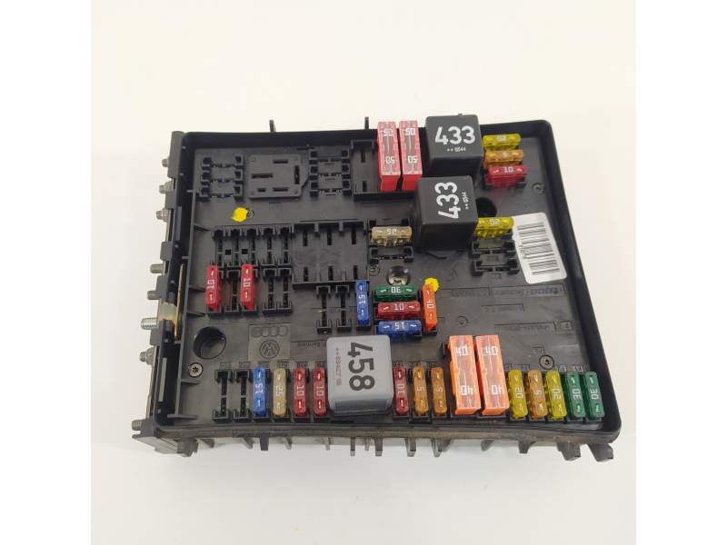 CAJA RELES / FUSIBLES 1K0937124H 