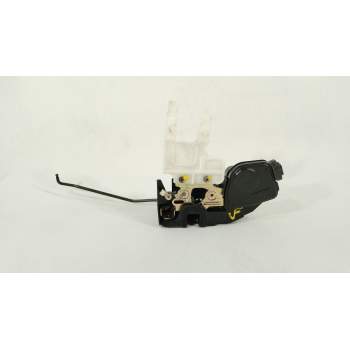 CERRADURA PUERTA DELANTERA IZQUIERDA 8131026021 