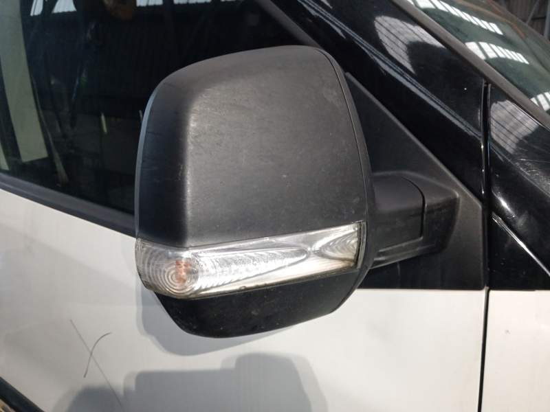 RETROVISOR DERECHO 
