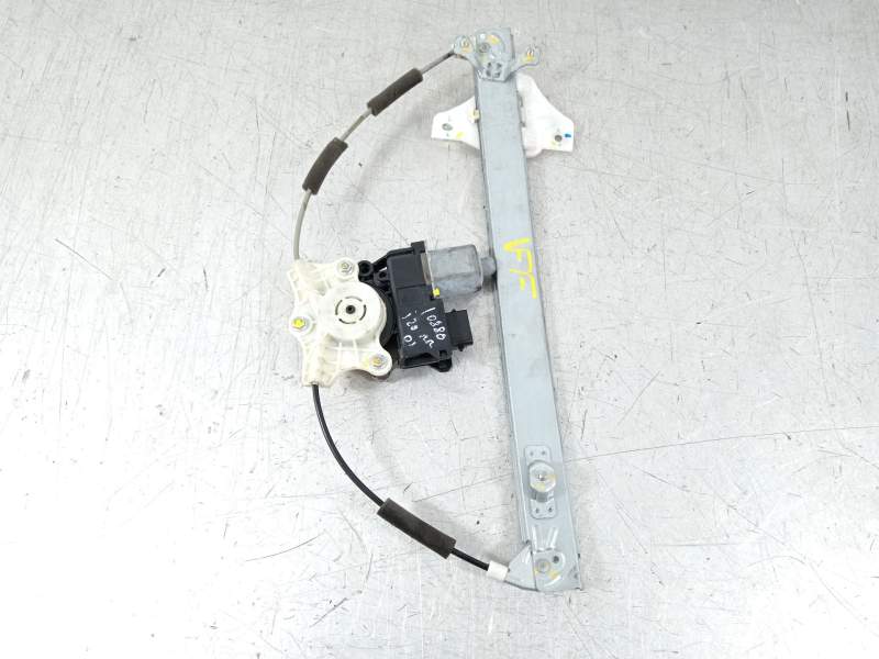 ELEVALUNAS DELANTERO IZQUIERDO 82403C7010 