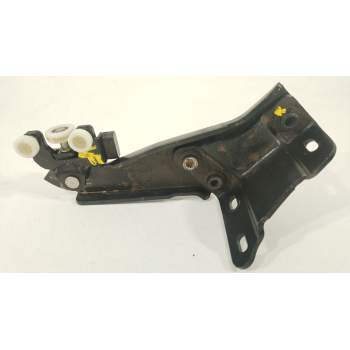 BISAGRA PUERTA TRASERA IZQUIERDA 2K7843397B 