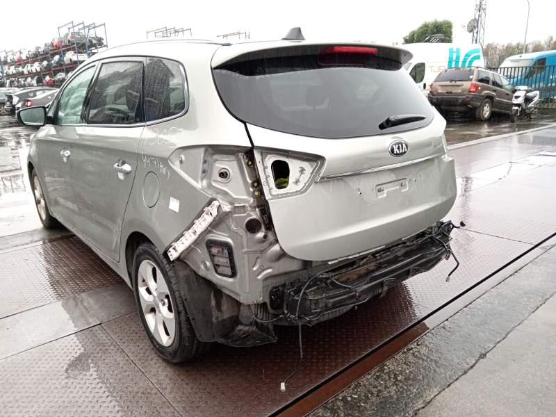 kia carens ( ) del año 2014