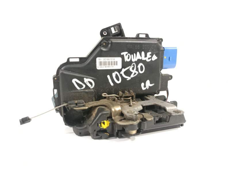 CERRADURA PUERTA DELANTERA DERECHA 3D1837016 