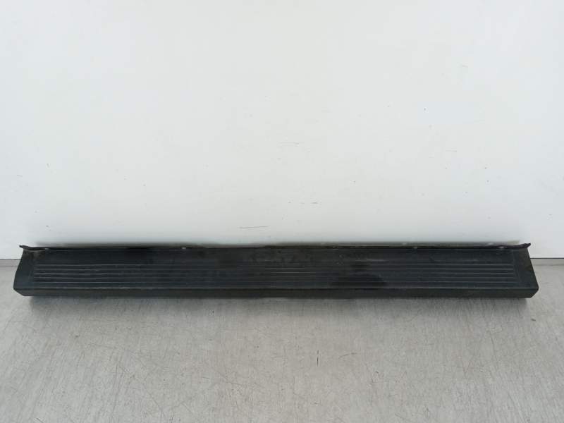 PARAGOLPES TRASERO 1305763070 