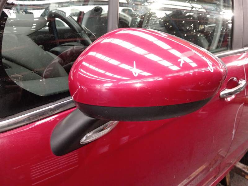 RETROVISOR IZQUIERDO 