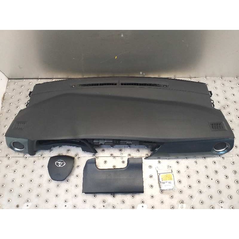 Recambio de kit airbag para toyota auris hybrid advance referencia OEM IAM 8917002C30 4513002450C0 