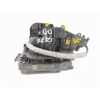 CERRADURA PUERTA DELANTERA DERECHA A2220063999 