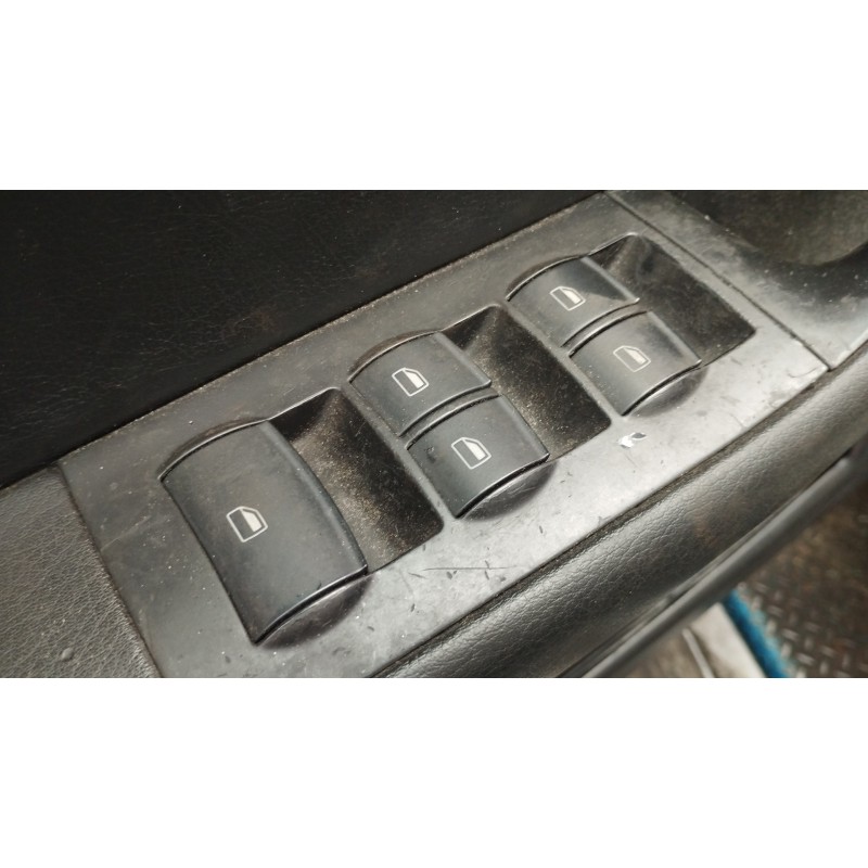 Recambio de mando elevalunas delantero izquierdo para audi a4 cabrio (8h) 2.5 v6 24v tdi referencia OEM IAM   