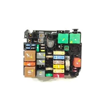 CAJA RELES / FUSIBLES 9804848480 