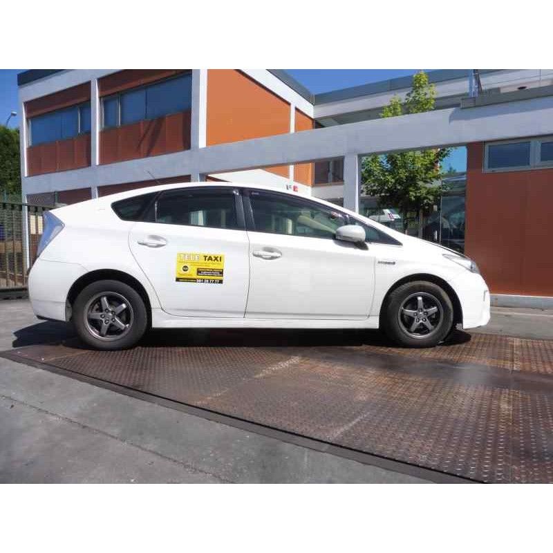 toyota prius (nhw30) del año 2012