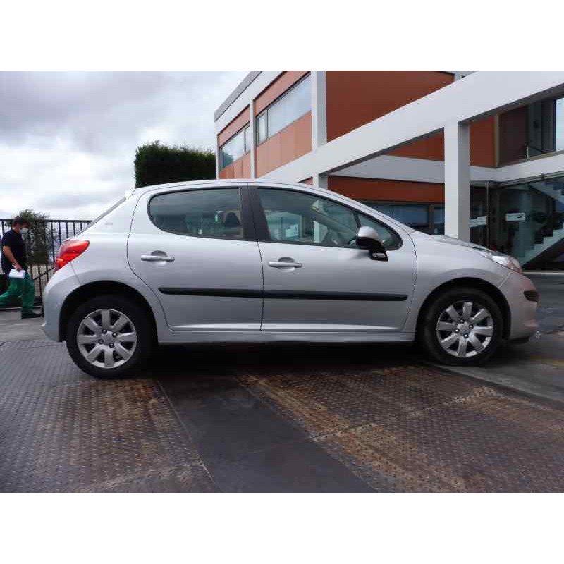 peugeot 207 del año 2008