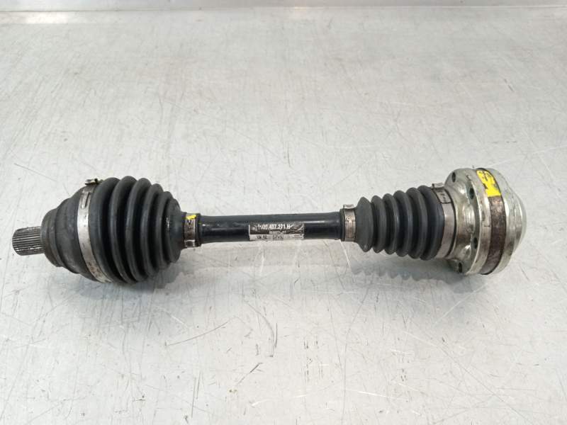 TRANSMISION DELANTERA IZQUIERDA 5Q0407271H 
