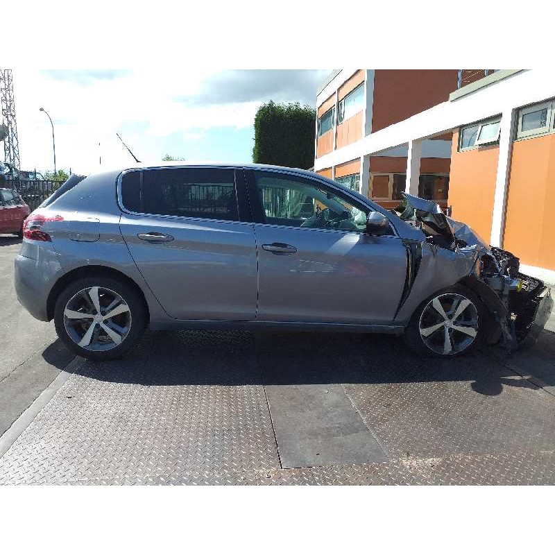 peugeot 308 del año 2018