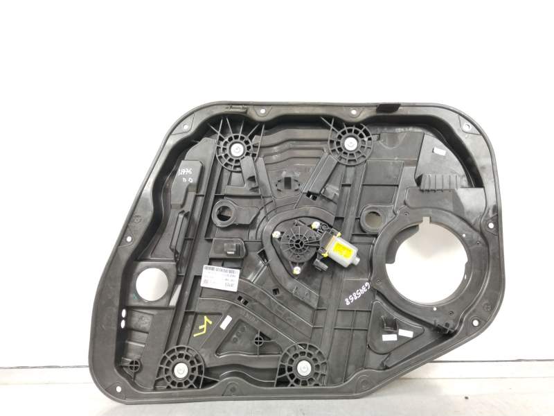 ELEVALUNAS DELANTERO DERECHO 82480D7080 82460D7000 82481D7010