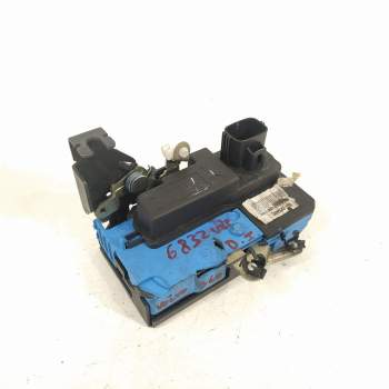 CERRADURA PUERTA DELANTERA IZQUIERDA 30699746 