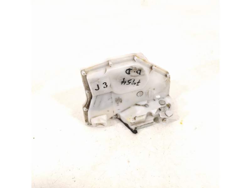 CERRADURA PUERTA DELANTERA DERECHA 8220162J30 