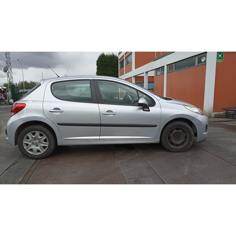 peugeot 207 del año 2011