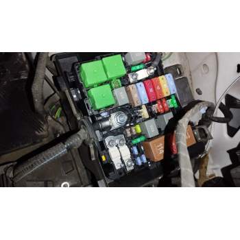 CAJA RELES / FUSIBLES 9804848580  OEM 9804848580
